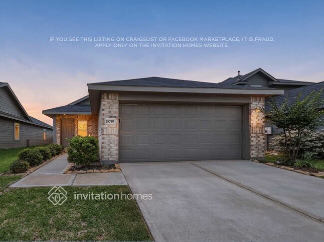 Building Photo - 18739 Mercer Fls Dr