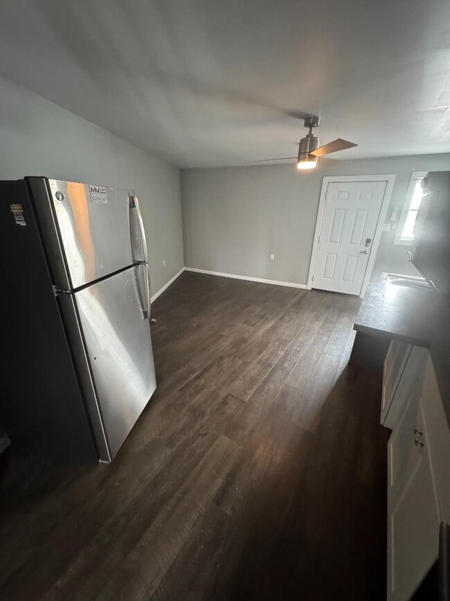 Photo - 308 Lockard Ave