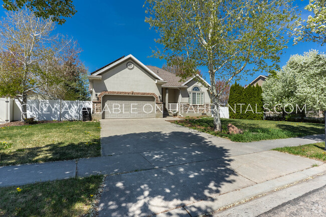 Building Photo - 1138 S 600 W Rental