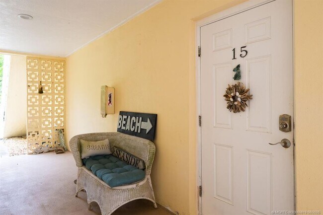 Building Photo - 3541 NE Ocean Blvd Unit 15 Rental