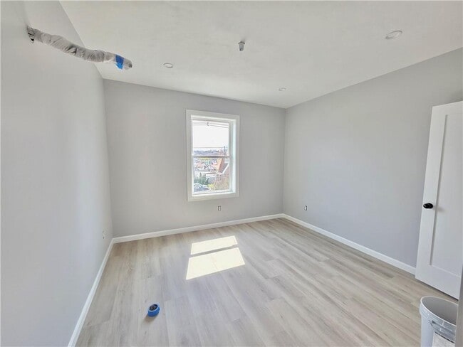 Photo - 1965 Smith St Unit 2R