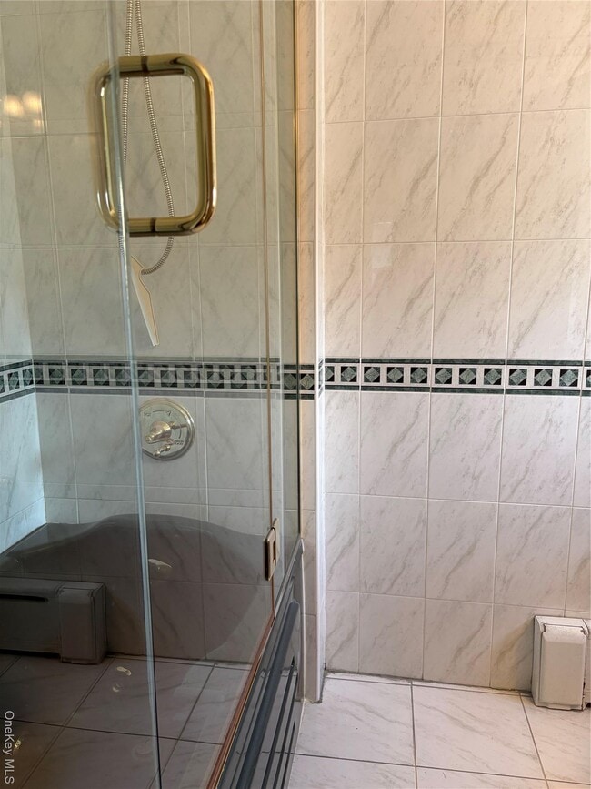 Photo - 84-36 252nd St