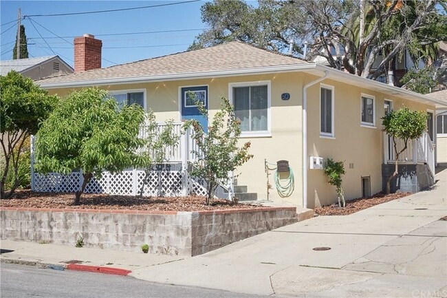 Building Photo - 60 Broad St Unit 60 - 60A Broad St