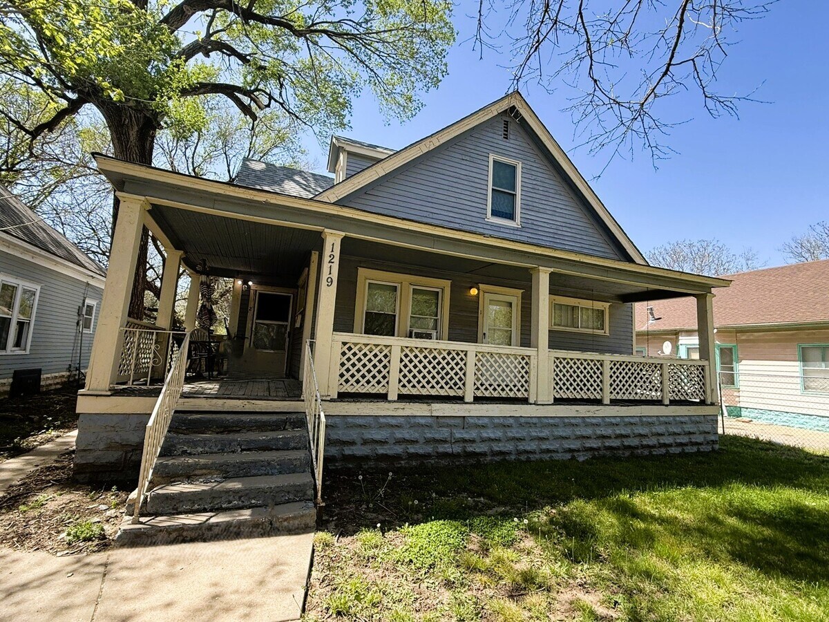 Photo - 1219 N Fairview Ave