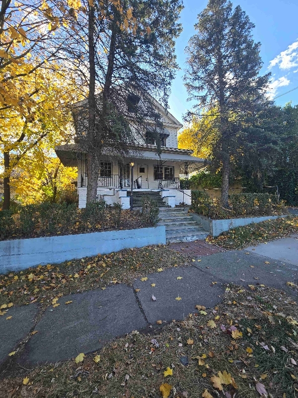 Photo - 1907 Cedar Ave Apartment