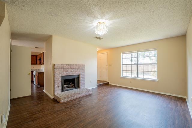 Photo - 832 Winding Creek Dr