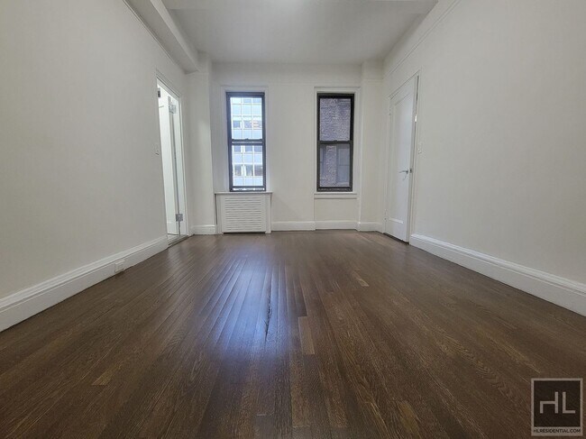 EAST 46 STREET - EAST 46 STREET Apartment Unit 6L