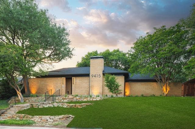 Photo - 9415 Hill View Dr