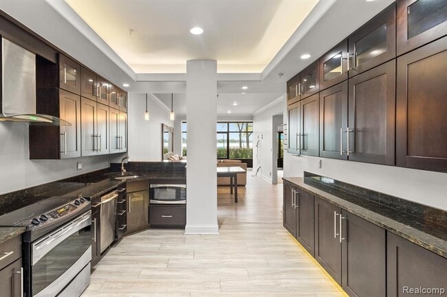 Photo - 1001 W Jefferson Ave Unit 300-1I