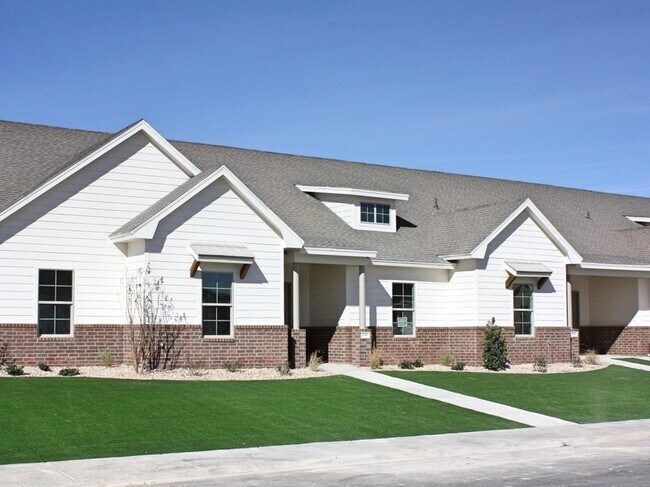 Building Photo - 6702 Pontiac Ave