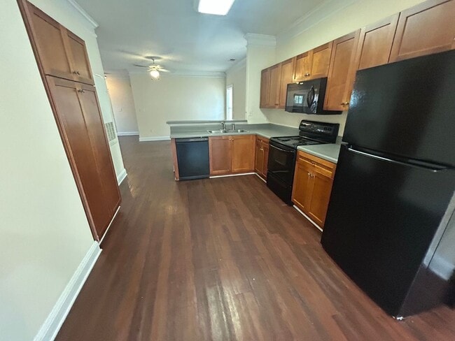 Photo - PRE-LEASING FOR AUGUST 2026!