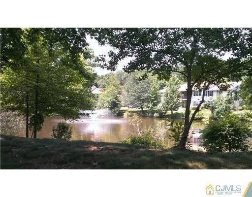 Photo - 194 Pennsylvania Way