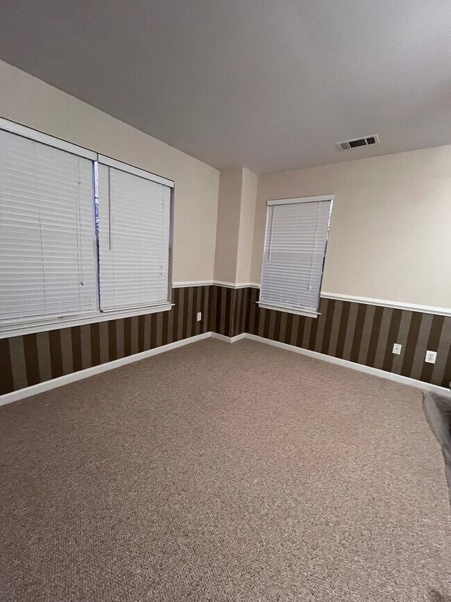 Photo - Spacious home in Duluth--Coming Soon!!!