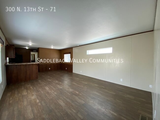 Photo - 300 N 13th St