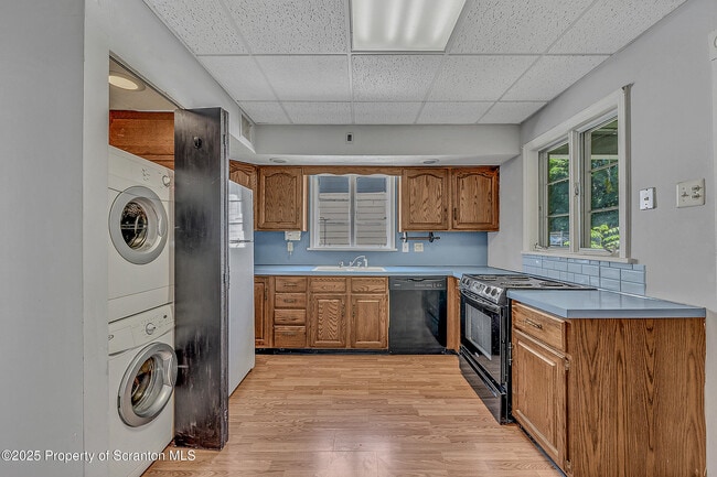 Photo - 176 Johnson St
