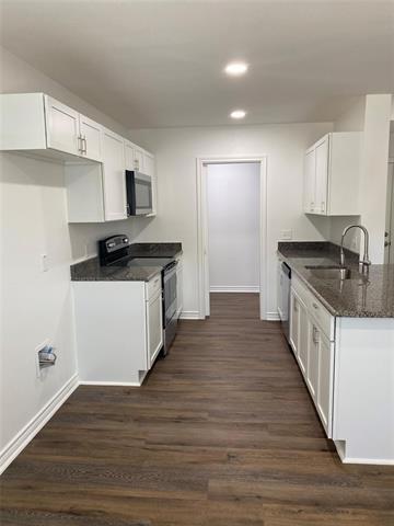 Photo - 521 E Sears St