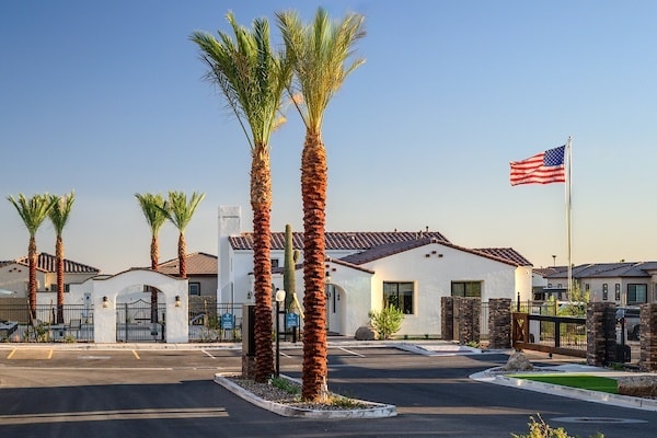 Building Photo - The Havenly Superstition Rental