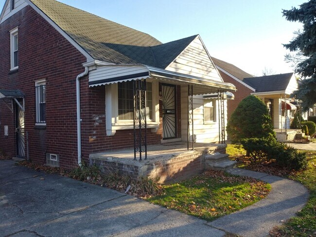 Photo - Lovely updated 3 bedroom house