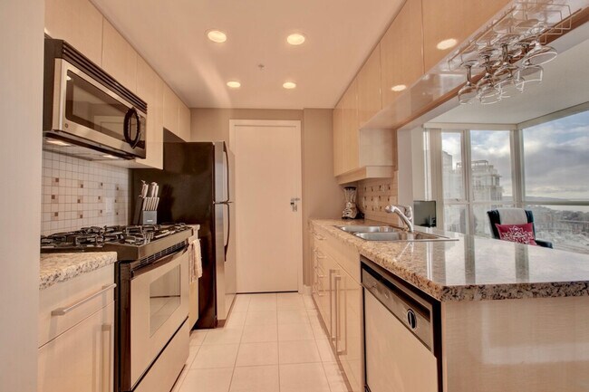 Photo - 1300 Pacific Blvd Unit ID1345528P