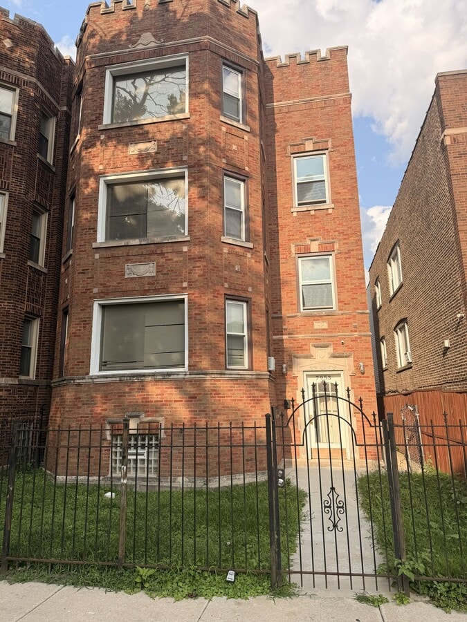Photo - 7935 S Essex Ave Unit 2