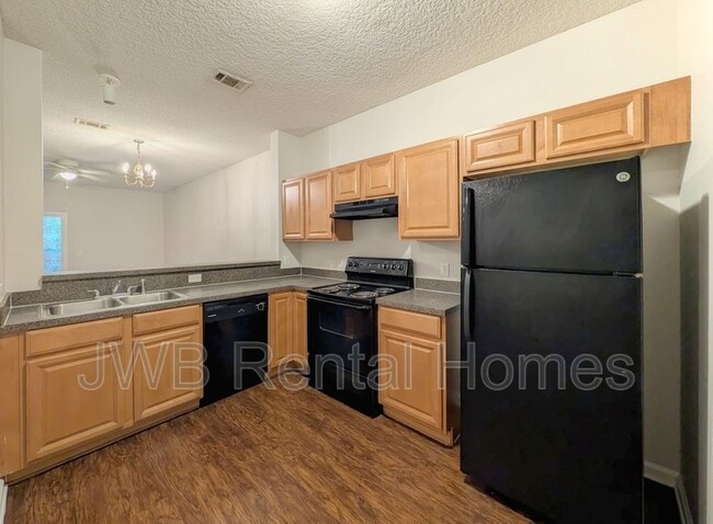 Photo - 7899 Melvin Rd