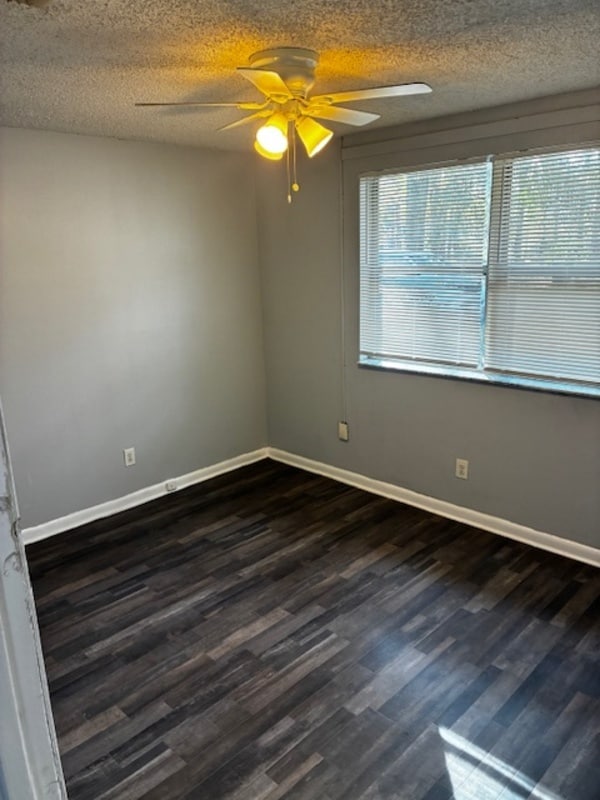 Photo - 1160 Comanche St