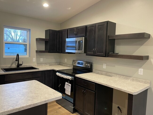 Photo - Charming Open Layout, Garage. PETS WELCOME