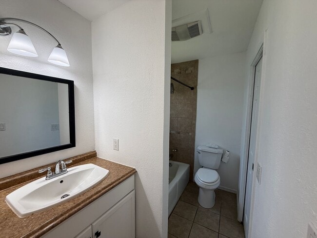 Photo - Three Bed 1 Bath Home in Broken Arrow with Shed