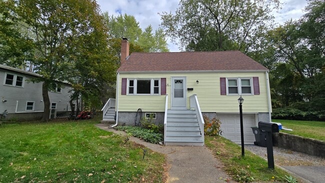 Photo - 57 Maynard Rd