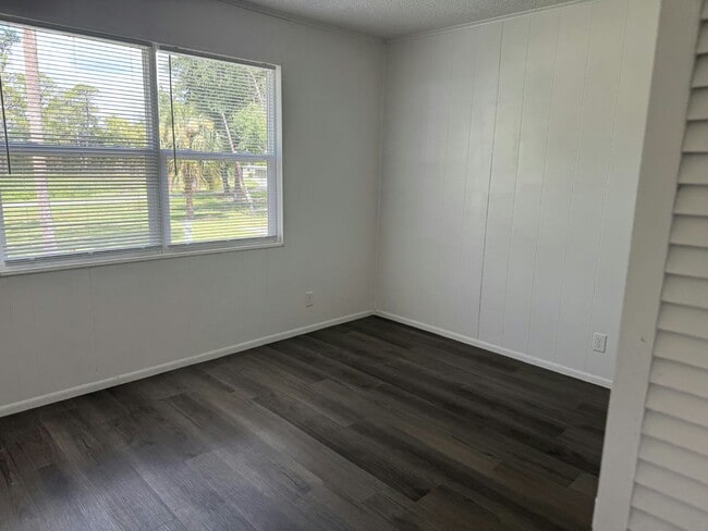 Photo - 1911 Citrus Blvd