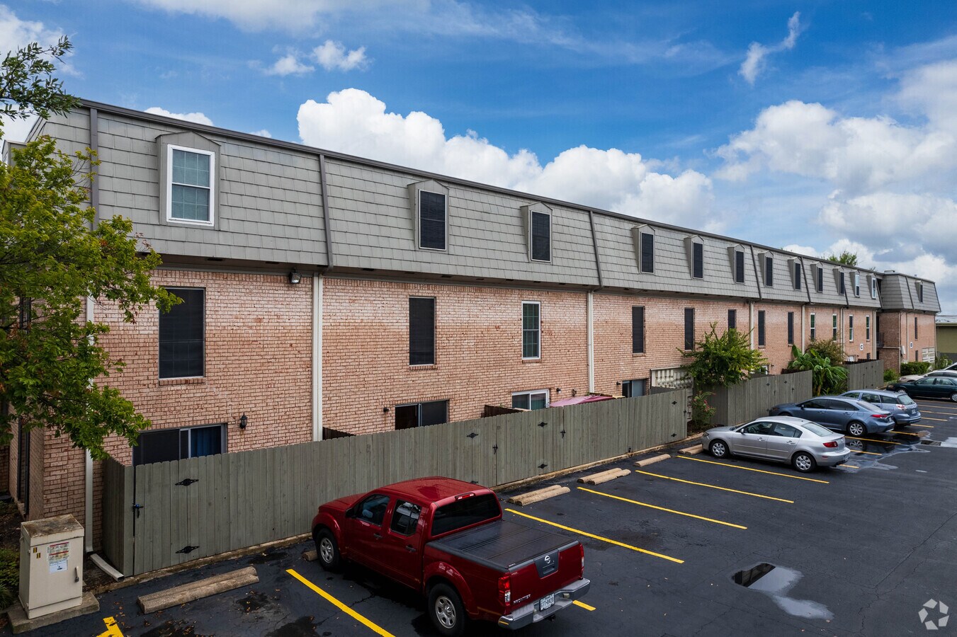 Photo - The Summit Condominiums