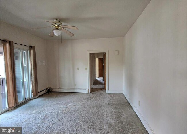 632 Linden St