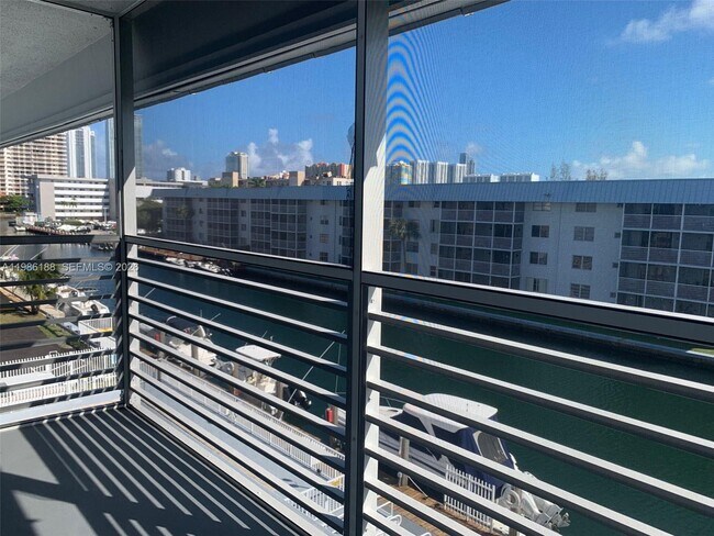 Photo - 3750 NE 170th St Unit 410