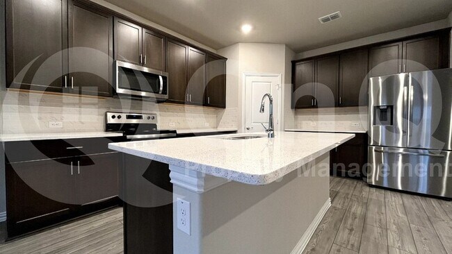 Photo - 1608 Lannon Ln