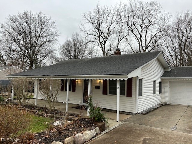 Building Photo - 121 Larchwood Dr