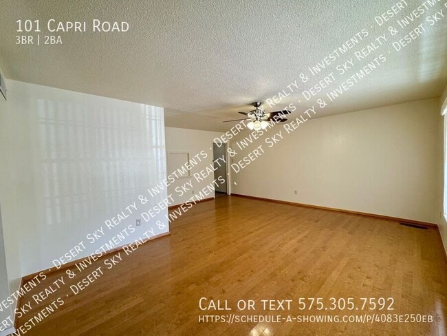 Photo - 101 Capri Rd