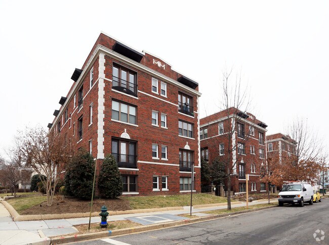 Photo - McGill Row Apartments
