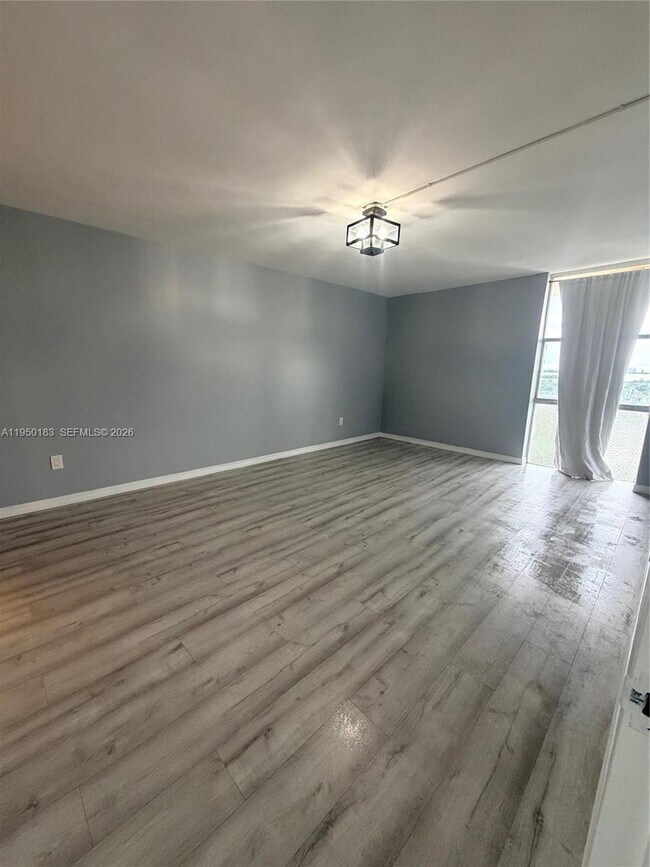 Photo - 2350 NE 135th St Unit 1509