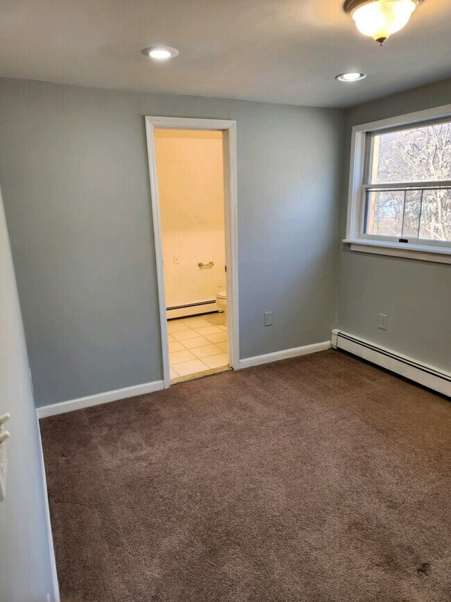 592 Long Pond Rd Rental House Rental in Mahopac, NY