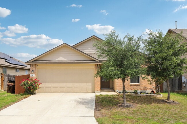 Building Photo - "Charming 3-Bedroom Haven with Granite Elegance in San Antonio!"