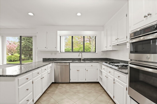 Photo - 310 W Lyon Farm Dr Unit 310