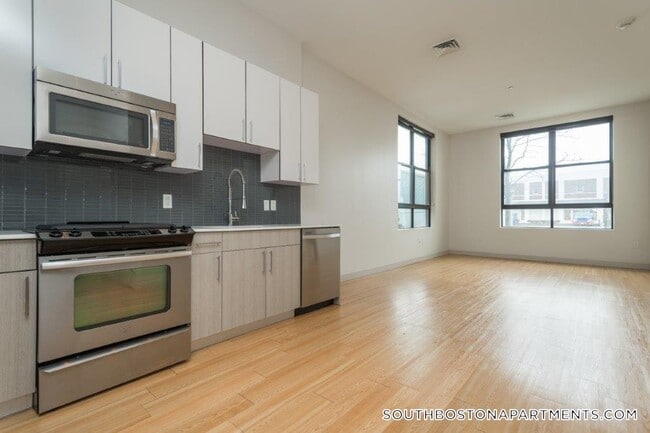 320 D St Unit 129