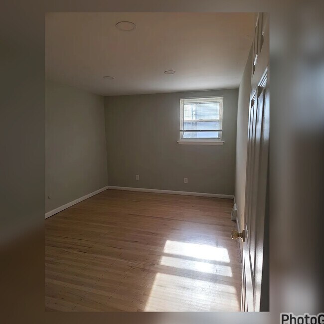 Photo - 3326 Primrose Rd Unit 1