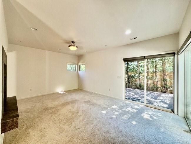 Photo - Beautiful 4 Bed/2.5 Bath Home in Lynnwood – Great Location & Spacious Layout