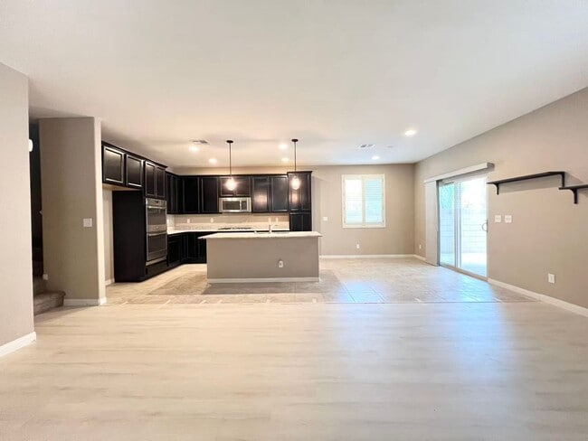 Photo - 10530 Siesta Key St