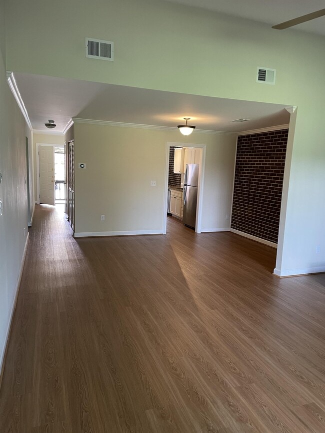 Photo - 151 Harvest Dr