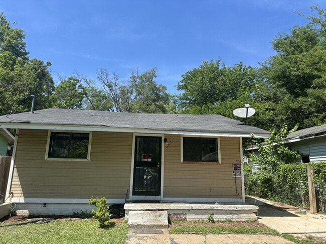 Photo - 1004 Lanier Ave House