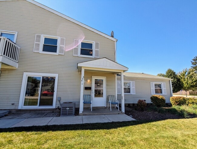 Building Photo - 334 Marcia Ct Unit C