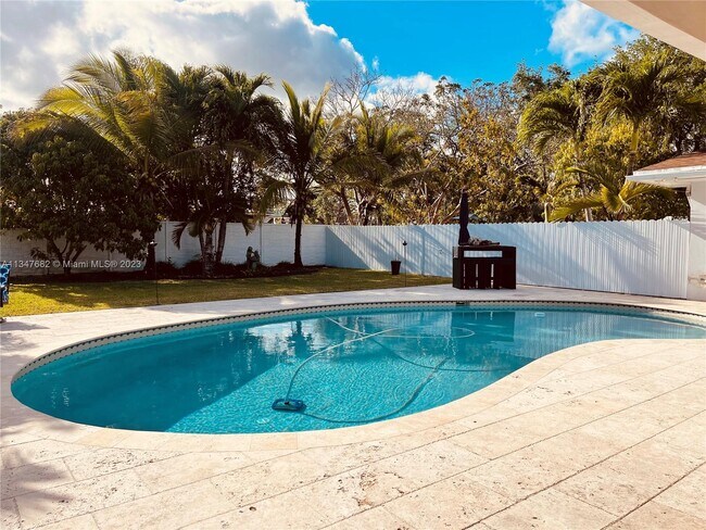 Photo - 13602 SW 101st Ave