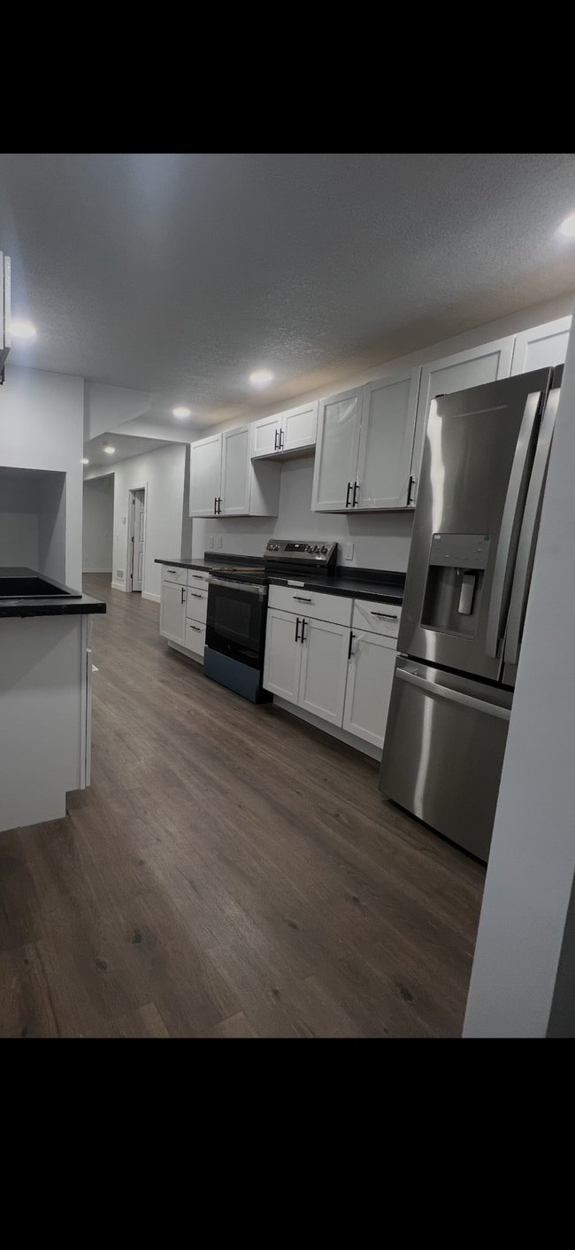 Photo - 3105 6th Ave